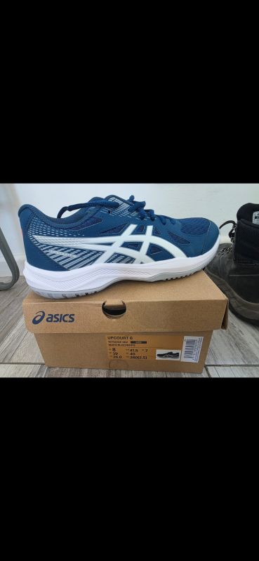 Table tennis shoes shoes